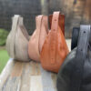 Bolso artesanal de piel vacuna premium Media Luna