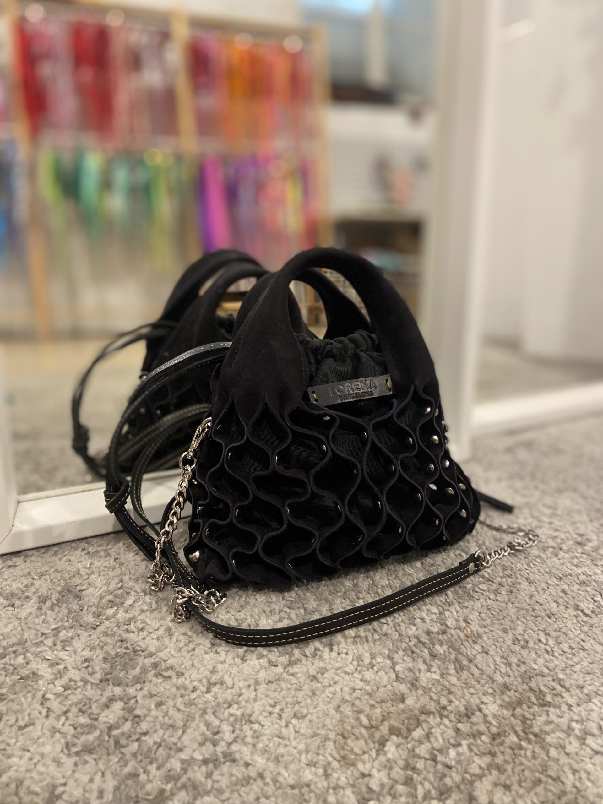 Bolso Nido nobuck negro mini (2)